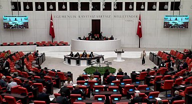 TBMM Genel Kurulu'nda bir ilk: Başkanlık Divanı'nın tamamı kadın milletvekillerinden oluştu