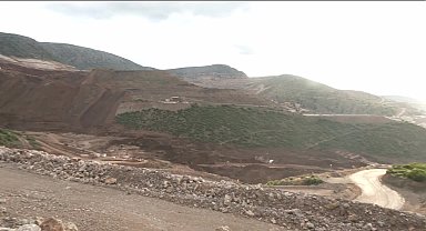 TBMM İliç Komisyonu kayan liç alanında incelemelerde bulundu