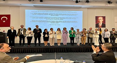 Tohumluk Vakfı'nın deprem bölgesine yönelik "Dijital Tohumlar Filizleniyor" Projesi'nin tanıtım toplantısı Ankara'da yapıldı