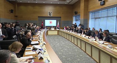 TSK Personel Kanun Teklifi, TBMM Komisyonu'nda... Emekli askerlere konuşma yasağı getiren hüküm kanun teklifinden çıkarıldı