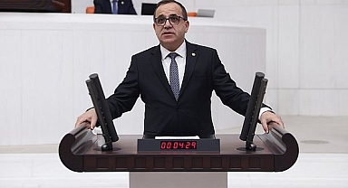 Türker Ateş: “Ekonomide durgunluk artarken işsiz ordusu çoğalıyor”