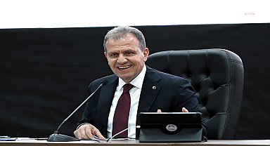 Vahap Seçer: "Biz hükümeti eleştirmiyoruz, biz Mersin'in hakkını istiyoruz"