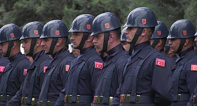 Yaşar Güler, Ukrayna Savunma Bakanı Ümerov ile görüştü