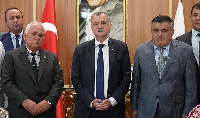 Yunusemre Belediye Başkanı Balaban: “Emeğe saygımızdan sosyal denge tazminatını yüzde 100 olarak uyguluyoruz”