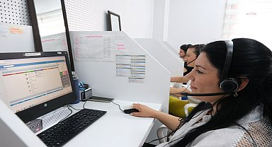 Yunusemre Belediyesi'ne bağlı çağrı merkezi, ilçe halkına aralıksız hizmet vermeye devam ediyor