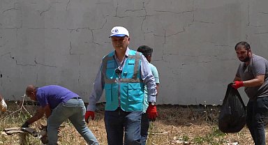 Yunusemre Belediyesi, temizlik seferberliğine Muradiye'de devam etti