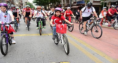 Yunusemre'de pedallar "19 Mayıs" için çevrildi
