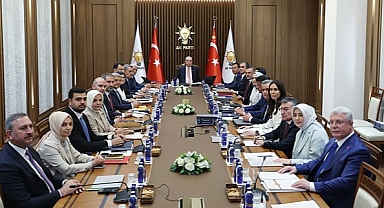  AK Parti'de 7 ilde değişim... 