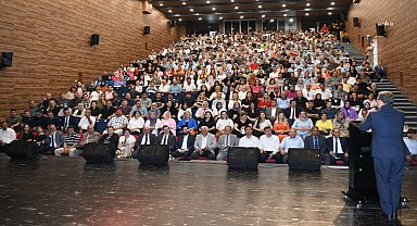 Altıeylül Belediyesi'nde görev yapan memurlara Kurban Bayramı öncesi 4 bin TL ikramiye 