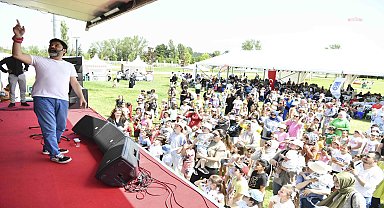 Ankara Büyükşehir Belediyesi, 'Oynayarak Öğreniyorum Çocuk Şenliği'ne ev sahipliği yaptı