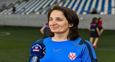 Ankara Büyükşehir FOMGET Kadın Futbol Takımı, yeni yıldızlarını arıyor