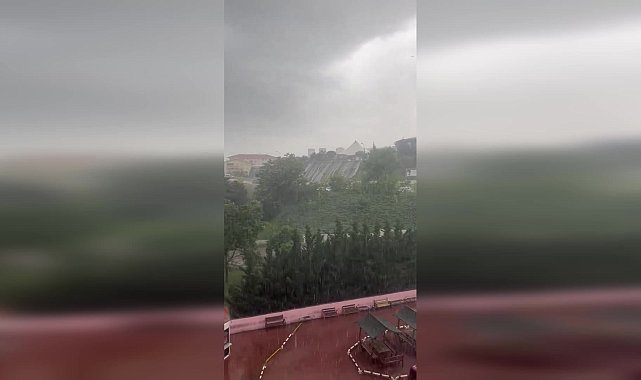 Ankara'da sağanak yağış hayatı olumsuz etkiledi