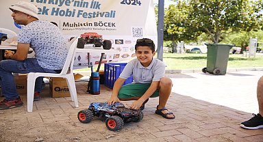 Antalya Büyükşehir Belediyesi’nin düzenlediği HobiFest 2024’e ilk gününde yoğun ilgi