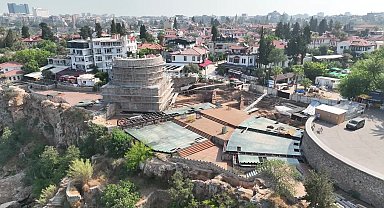 Antalya'da ‘Hıdırlık Kulesi Çevresi Arkeolojik Kazı ve Seyir Terası Projesi’nde çalışmalar sürüyor