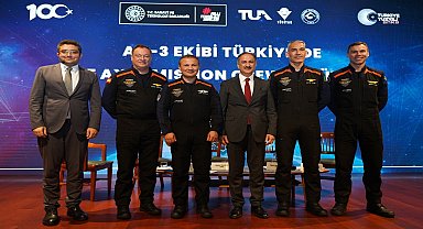AX-3 ekibi, Boğaziçililerle buluştu