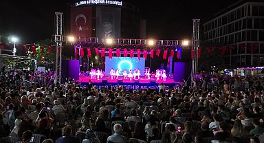 Aydın Büyükşehir'in düzenlediği kültür sanat etkinliklerinden renkli görüntüler