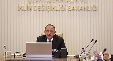 Bakan Mehmet Özhaseki: 
