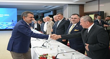 Bakan Tekin, eğitim sendikalarıyla bir araya geldi...