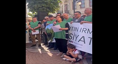 Bartın Irmak Islahı Projesi’nin durdurulması için toplanan imzalar Çevre Şehircilik ve İklim Değişikliği İl Müdürlüğü'ne sunuldu