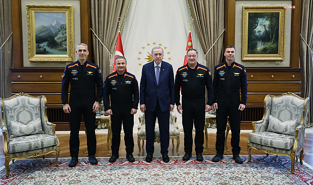 Cumhurbaşkanı Erdoğan, Ax-3 Uzay Misyonu mürettebatını kabul etti
