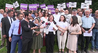 DEM Parti Ankara İl Örgütü’nden Meclis önünde kayyum protestosu: