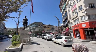 DEM Parti Eş Genel Başkan Yardımcısı  Mehmet Rüştü Tiryaki Hakkari'de: 
