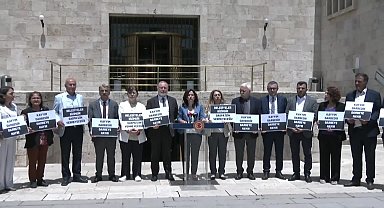 DEM Parti'liler, TBMM'den İçişleri Bakanlığı'na yürüdü: