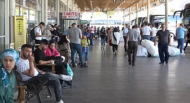 Diyarbakır’da bayram yoğunluğu; her gün binlerce kişi akın ediyor