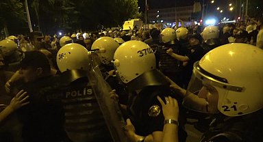 Diyarbakır'da gergin yürüyüş... 