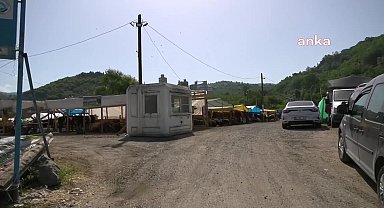 Erzurum'dan Trabzon'a hayvan satmaya gelen besici:
