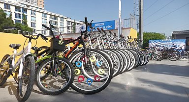 Esenyurtlu çocuklar, pedallarını hem sağlık hem de spor için çevirdi