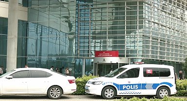 Ev hizmetlisi olarak çalışan Tüm Sağlık-İş Sendikası üyeleri işçi statüsüne geçme taleplerini Aile ve Sosyal Hizmetler Bakanlığı’na iletti