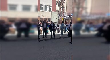 Hakkari Belediye'sine kayyım atanmasıyla DEM Parti Merkez Yürütme Kurulu özel gündemle toplandı