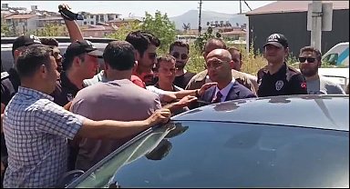 Hatay'da rezerv alanına karşı depremzedeler eylem yaptı: 