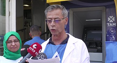 İzmir'de eğitimcilerden ÖMK taslağına çifte eylem...Öğretmenler önlüklerini tepki olarak Bakan Tekin’e gönderdi