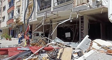 İzmir Torbalı'da patlama... Sanayi tüpünden kaynaklandığı bildirilen olayda 4 kişi öldü