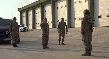 Kara Kuvvetleri Komutanı Orgeneral Selçuk Bayraktaroğlu Kilis'te askerlerin bayramını kutladı