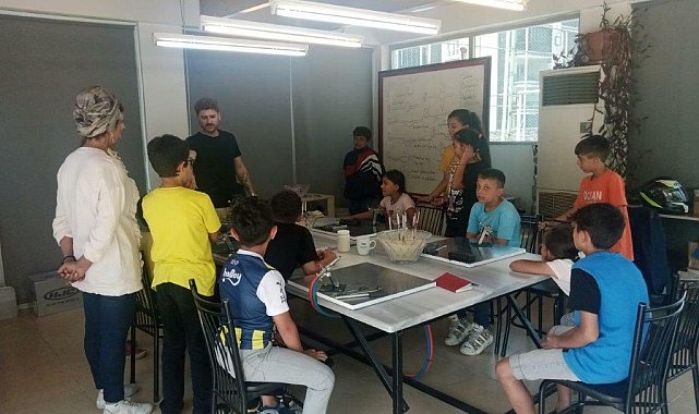 Karadeniz Ereğli Belediyesi’nden Roman çocuklara eğitim desteği