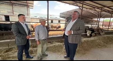 Kurban satış noktalarını gezen Ömer Fethi Gürer: Özellikle emekli, dar gelirli ve sabit gelirli kişiler kurban alamaz hale geldi
