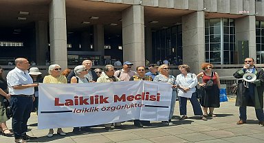 Laiklik Meclisi'nden LGS sınavı öncesi öğrenciler ve ailelerin camide namaza çağrılmasına suç duyurusu