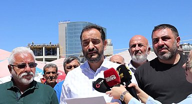 Malatya çarşı esnafı, depremde yıkılan iş yerlerinin bir an önce yapılarak kendilerine teslim edilmesini istiyor
