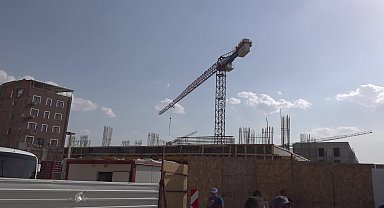 Malatya Çarşı inşaatında paralarını alamayan işçiler eylem yaptı