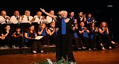 Manavgat Belediyesi TSM Korosu'ndan unutulmaz konser