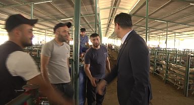 Manisa Büyükşehir Belediye Başkanı Zeyrek, Hayvan Borsası'nı ziyaret ett