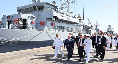 Milli Savunma Bakanı Güler, Rumen mevkidaşı Tilvar ile İstanbul Tersanesi Komutanlığı'nı gezdi