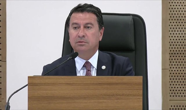 Muğla Büyükşehir Belediye Başkanı Aras: “Önümüzdeki eğitim öğretim yılından itibaren öğrencilerimize toplu ulaşımı 1 TL yapacağız”