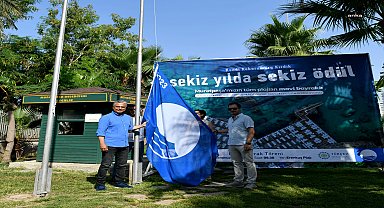 Muratpaşa Belediyesi’nin falez plajlarına, Kabotaj Bayramı’nda mavi bayrak