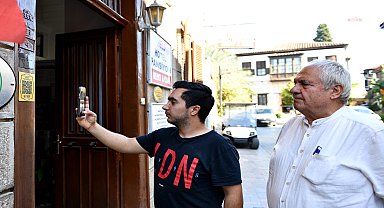 Muratpaşa Belediyesi'nin hazırladığı Kaleiçi hikayelerine karekodla yolculuk