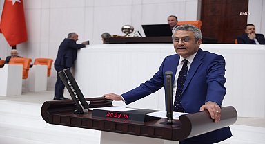 Oğuz Kaan Salıcı: 