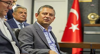 Özgür Özel, işçi konfederasyonlarının başkanlarını